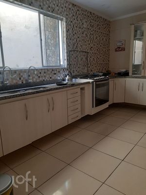 Image 5 - 846696