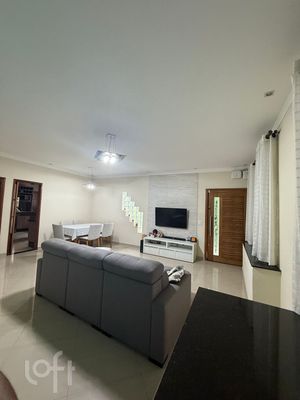 Image 3 - 846762
