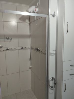 Image 10 - 846784