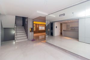 Image 7 - 846897