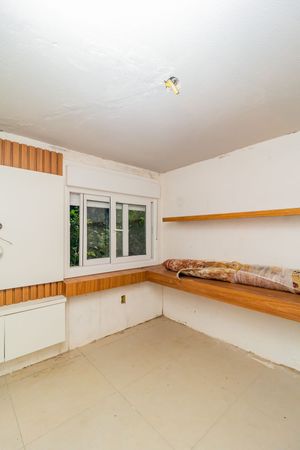 Image 18 - 846897