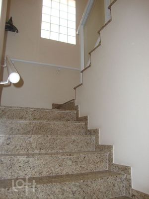 Image 4 - 846922