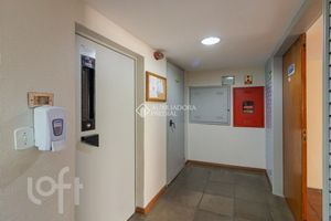 Image 6 - 846943