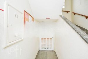 Image 17 - 846971