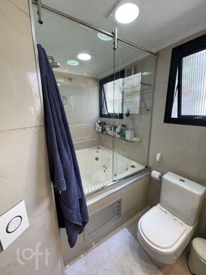 Image 9 - 846993
