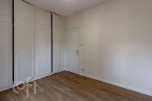 Image 19 - 847051