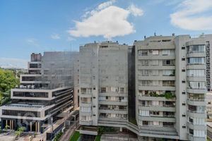 Image 9 - 847096