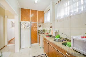 Image 11 - 847105