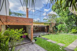 Image 12 - 847105