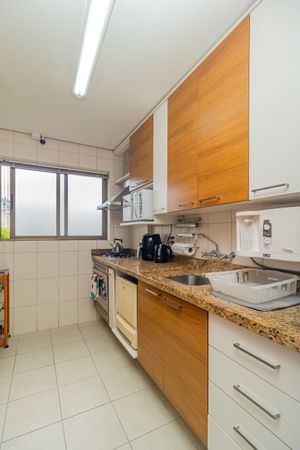 Image 35 - 847145