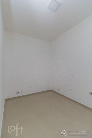 Image 21 - 847181