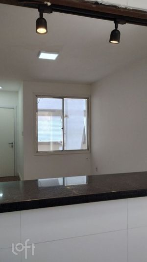 Image 8 - 847188