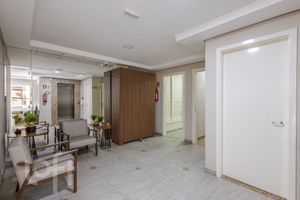 Image 20 - 847231