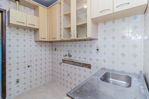 Image 13 - 847258