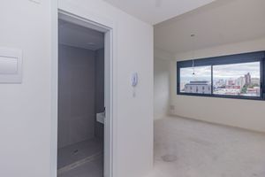 Image 4 - 847284