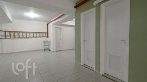 Image 18 - 847294