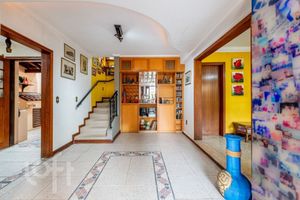 Image 9 - 847323