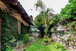 Image 15 - 847323
