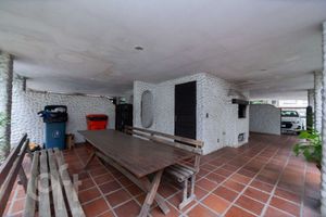 Image 27 - 847370