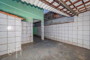 Image 30 - 847402