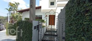 Image 3 - 847459