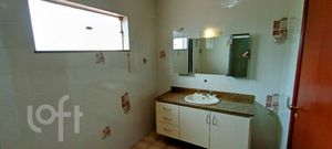 Image 38 - 847459