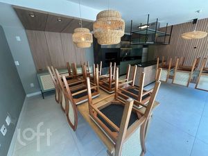 Image 32 - 847462
