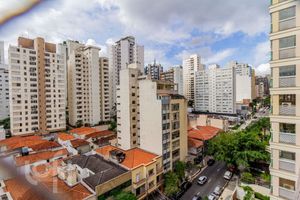 Image 10 - 847467