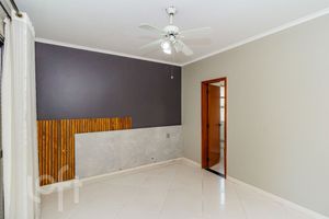 Image 30 - 847467