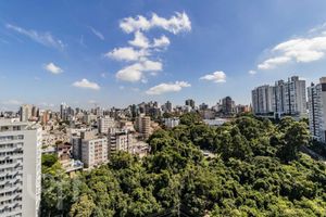 Image 17 - 847497