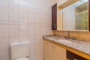 Image 17 - 847507