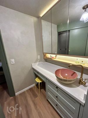 Image 9 - 847546
