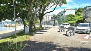 Image 33 - 847569