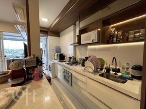 Image 6 - 847575