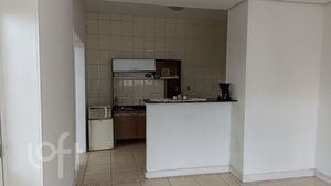 Image 25 - 847580