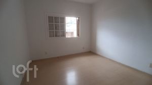 Image 32 - 847580