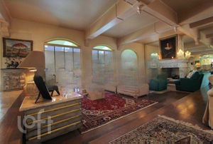 Image 13 - 847587
