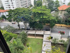 Image 23 - 847588
