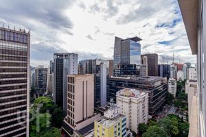 Image 15 - 847590