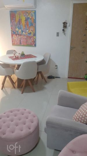 Image 4 - 847592