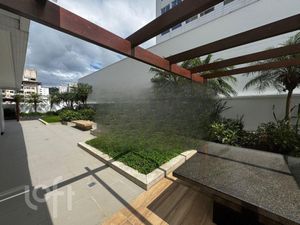Image 28 - 847595