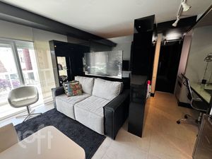 Image 9 - 847595
