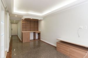 Image 7 - 847615