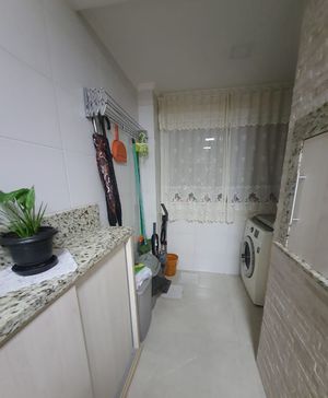 Image 2 - 847620