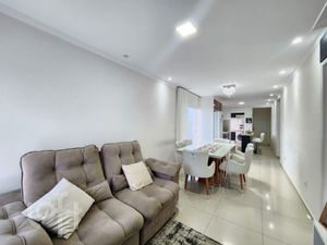 Image 9 - 847628