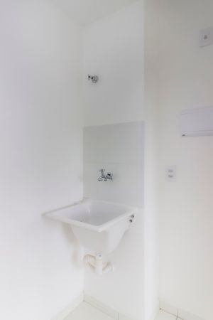 Image 14 - 847656