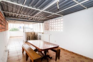 Image 27 - 847659