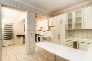 Image 35 - 847659