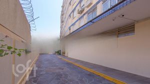 Image 17 - 847669