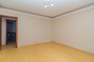 Image 4 - 847675